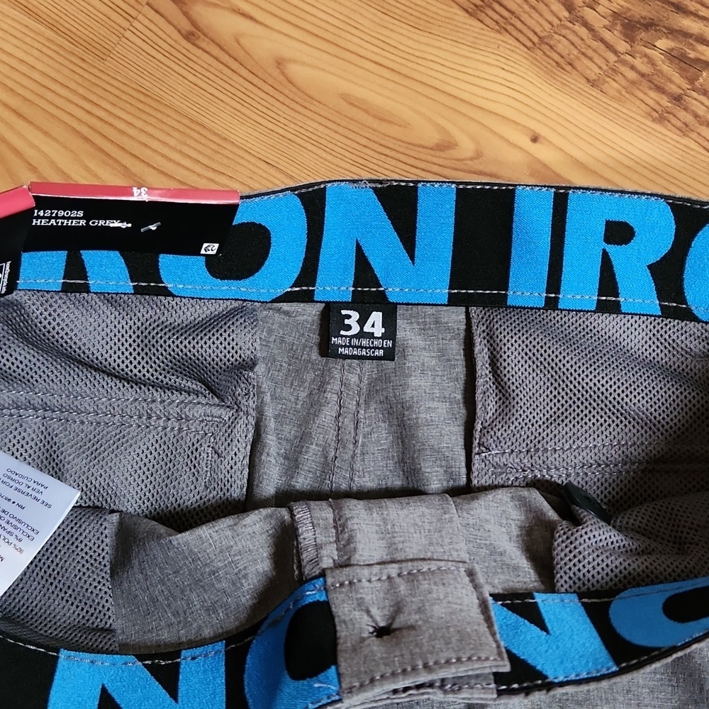 Iron Co. cargo shorts - Picture 3 of 4